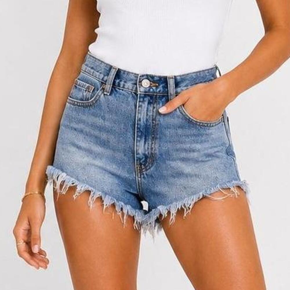 BDG Urban Outfitters Cheeky High Rise Fringed Denim Shorts Cutoff Size 27